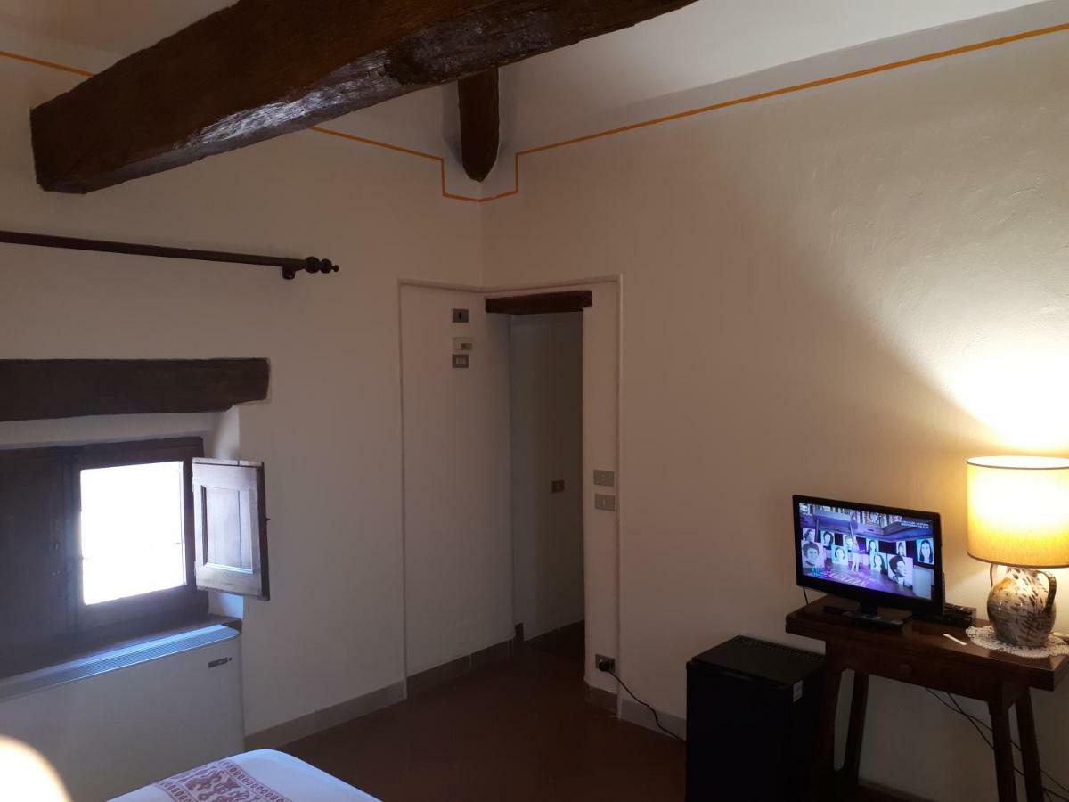 Lo Spedalicchio Hotel บัสตียาอุมบรา ภายนอก รูปภาพ